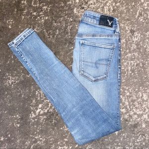American Eagle Hi-Rise Jeans / Jeggings